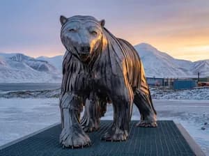 Creating a Stainless Steel Polar Bear in Longyearbyen, Svalbard for Jason Roberts